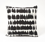 Queen of Spain: An Abstract Black and White Linen Pillow Cover - Annabel Bleu