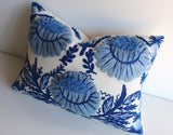Swedish wool pillow cover / Schumacher pillow cover / Blue and White Pillow cover / Nordic Decor - Annabel Bleu