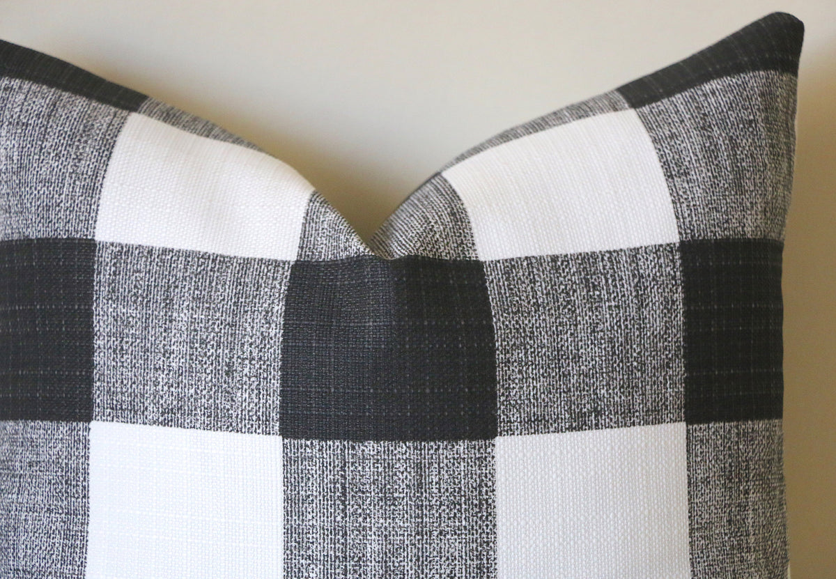 Modern Farmhouse Pillow Covers 18x18 Set of 4, Black Buffalo Plaid Che –  PANDICORN