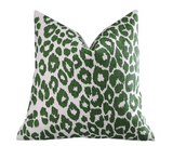 Indoor or Outdoor Iconic Leopard Pillow Cover / Double sided Schumacher Pillow / Schumacher Iconic leopard pillow cover / Outdoor Linen Cushion cover - Annabel Bleu