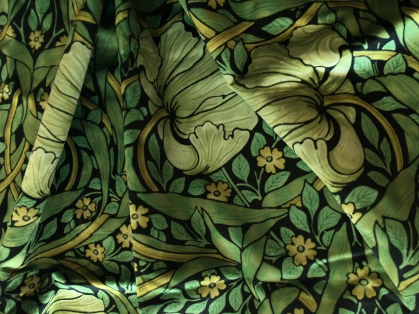 Velvet William Morris Pimpernel Upholstery Fabric by the yard / Green  Velvet Leopard Home Fabric / High End Upholstery Velvet