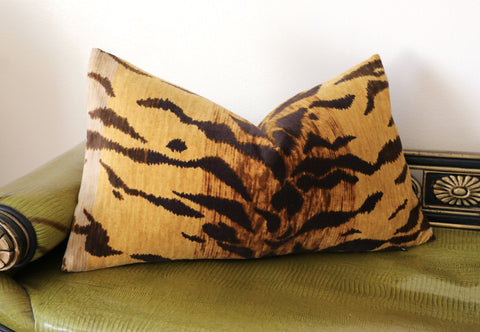 Tigre Velvet Pillow Cover / Velvet Tiger Animal Print Pillow Cover / Hollywood Regency Decor: Available in 10 Sizes - Annabel Bleu