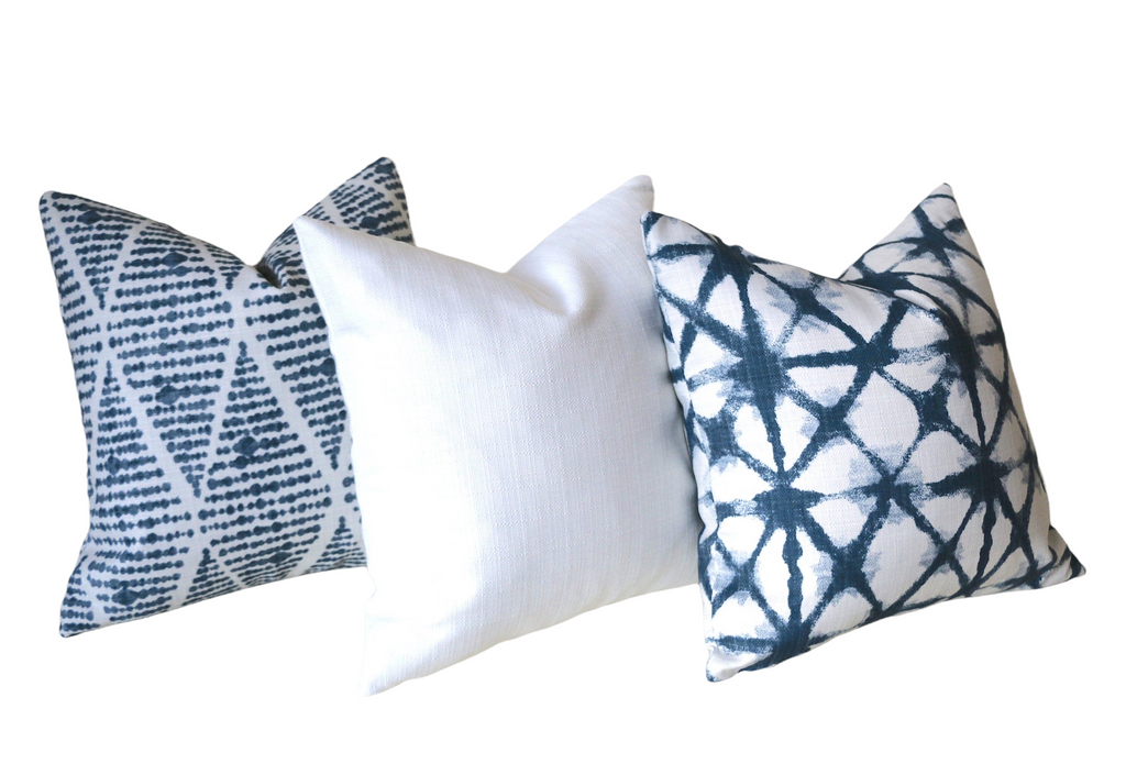 Blue and white throw pillow covers deals